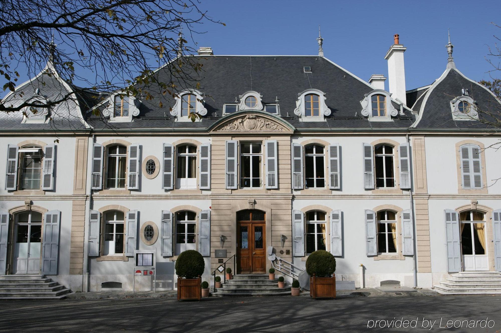 Hôtel Résidence Parc des Eaux Vives Ginebra Exterior foto